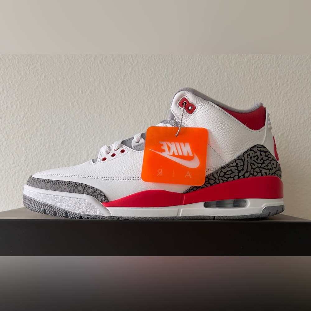 AIR JORDAN 3 RETRO "FIRE RED” MENS SIZE 12 NEW DEADSTOCK OG